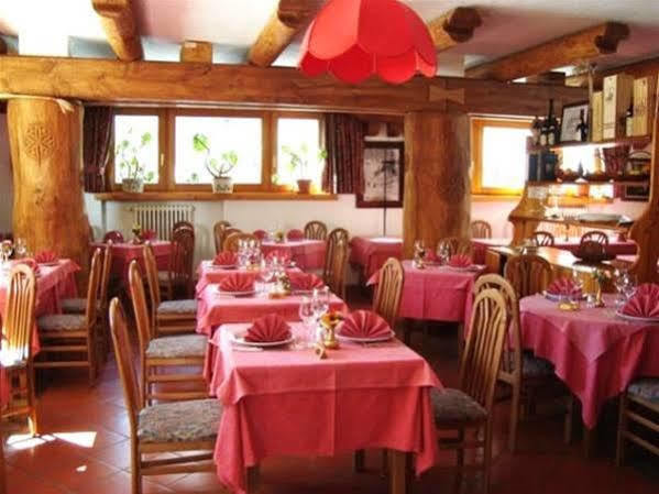 Hotel Lyskamm Breuil-Cervinia Exterior photo